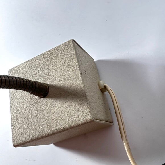 Vintage MCM Cream  Gooseneck Desk Lamp Adjustable Working - Picture 6 of 10